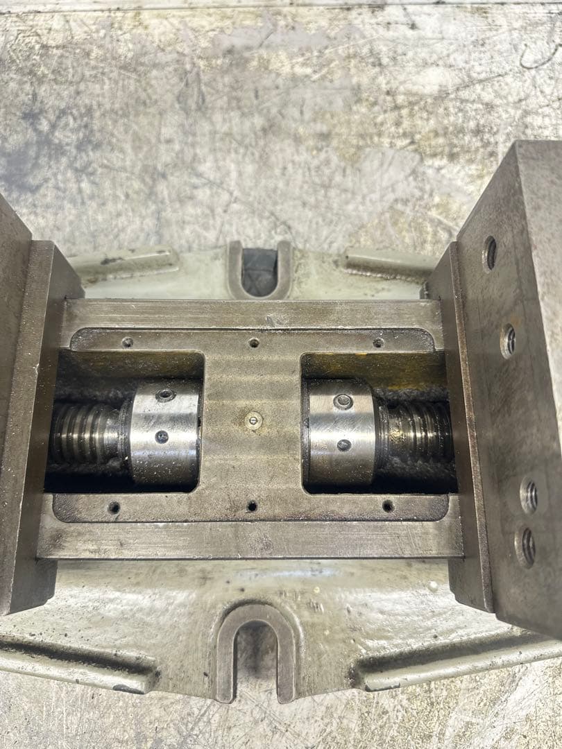 両締めマシンバイス　150 津田駒