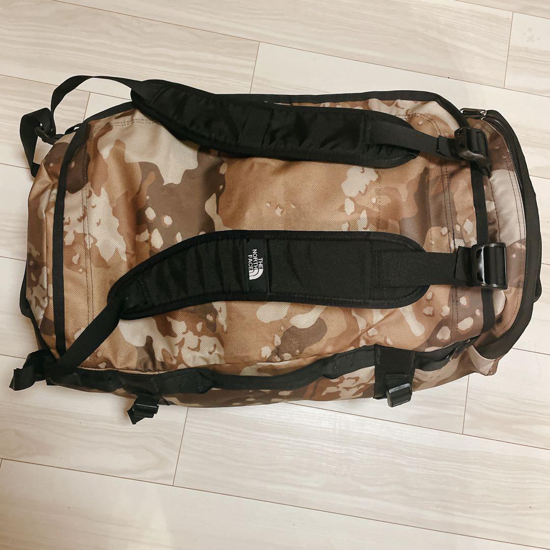 【値下げ中】【希少カラー】ノースフェイスBCダッフル Mダッフルバッグカモフラ