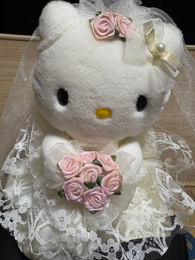 レア キティちゃんウェディングドレス ぬいぐるみ