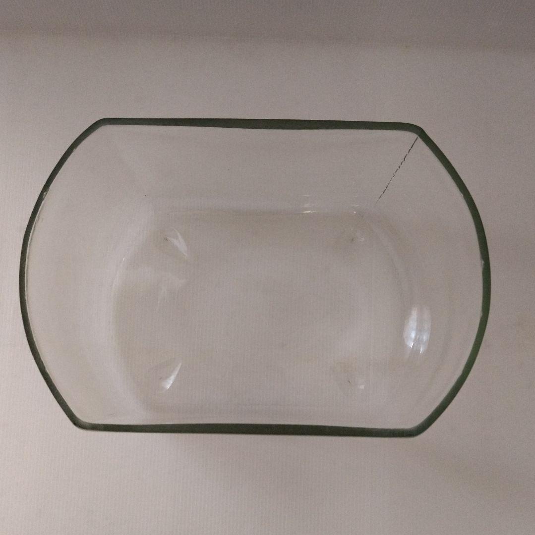 ゆらゆらガラス 楕円型 足付き 水槽