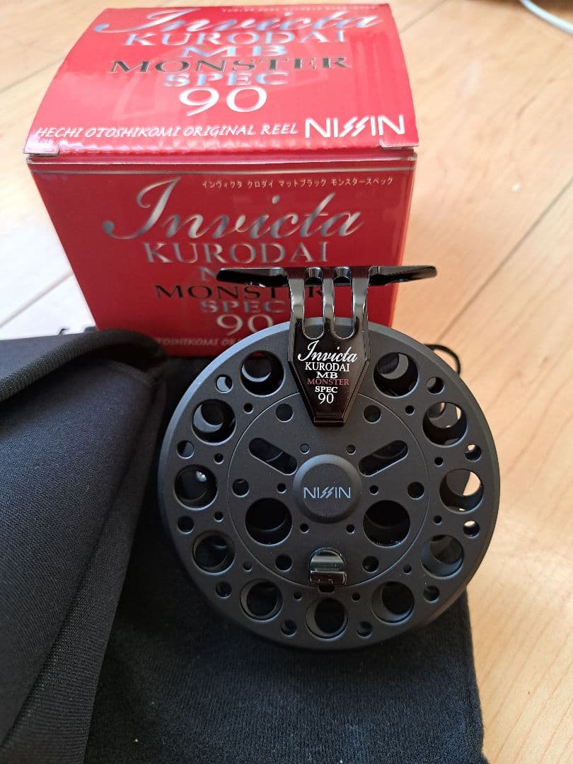 (極美品)宇崎日新 インヴィクタクロダイMBモンスターSPEC 90