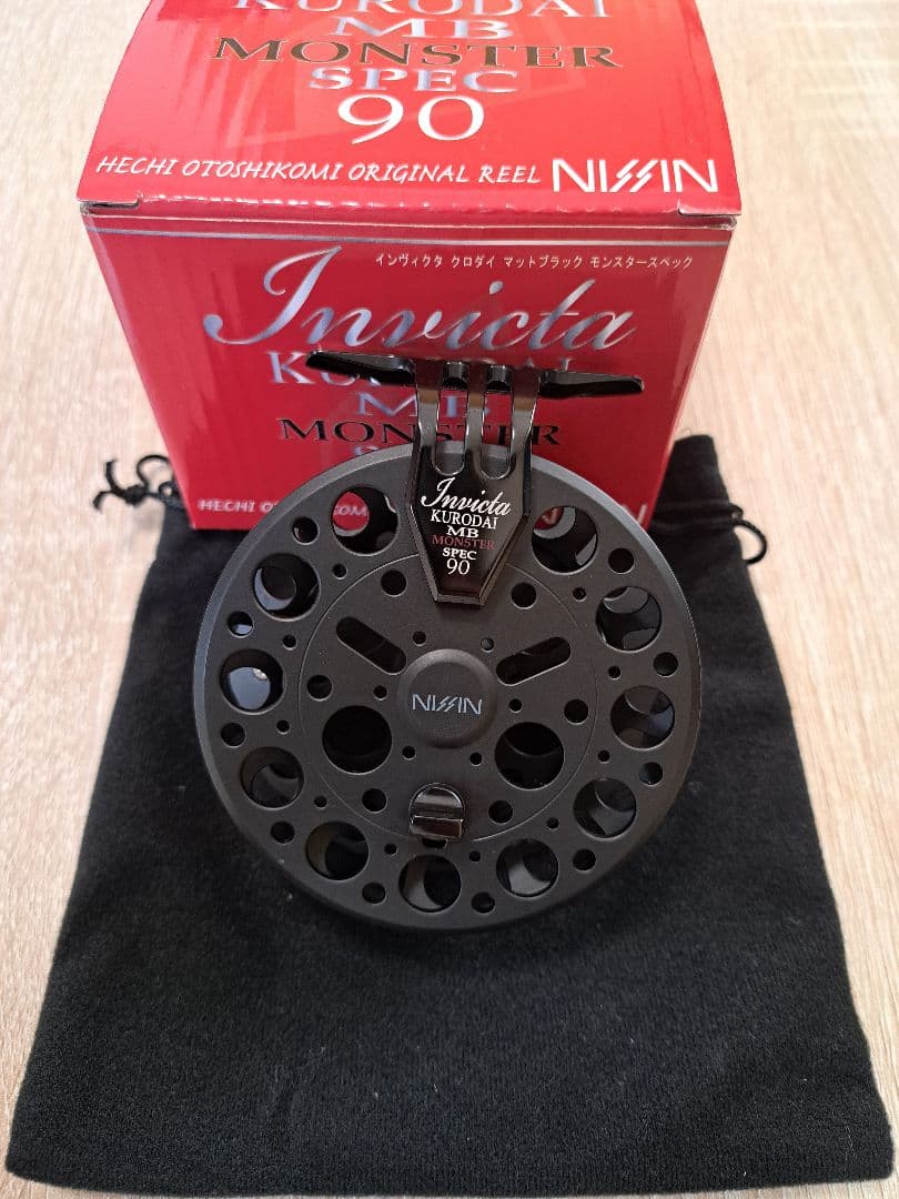 (極美品)宇崎日新 インヴィクタクロダイMBモンスターSPEC 90