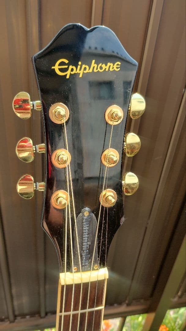 美品 Epiphone DR-100 BK ハミングバード W.P.U付エレアコ