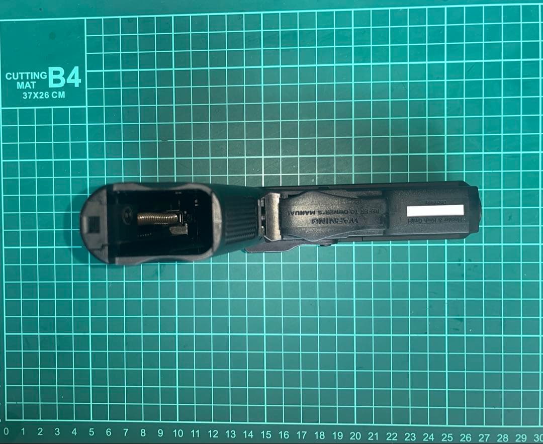 ケーエスシーKSC USPコンパクト　ガスガン 玩具　トイガン