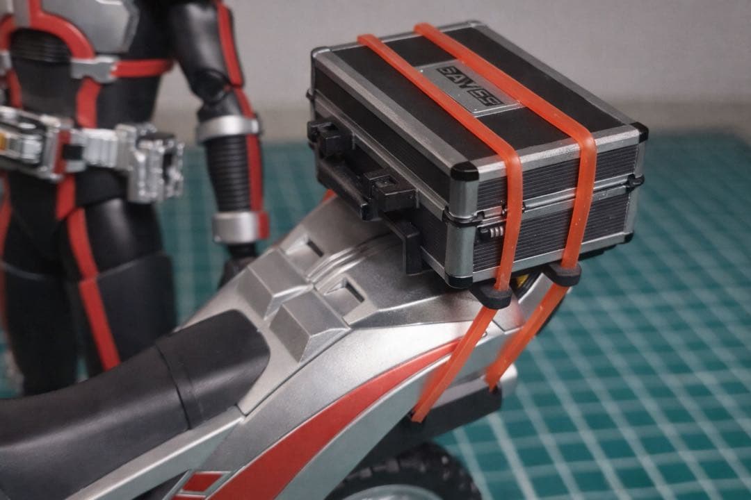 仮面ライダー 555 ファイズギアボックス 真骨彫 ファイズ