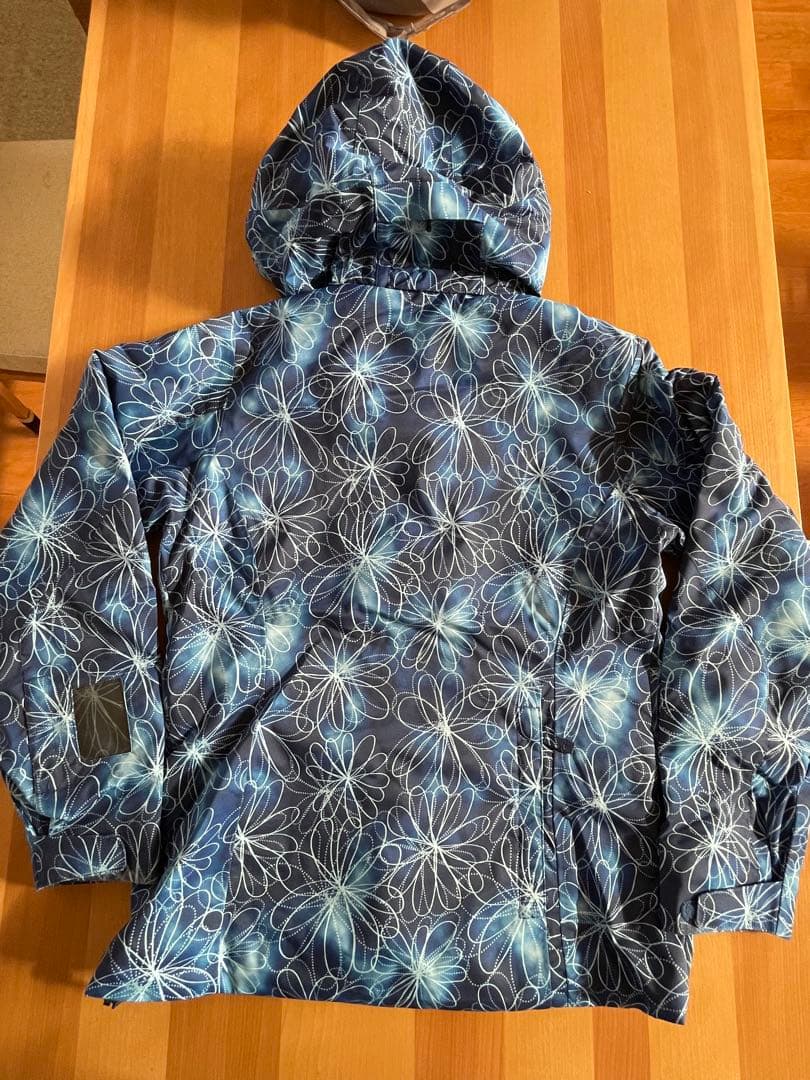 ゴールドウイン SASHIKO FLOWER スキーウェア上下セット　サイズXL