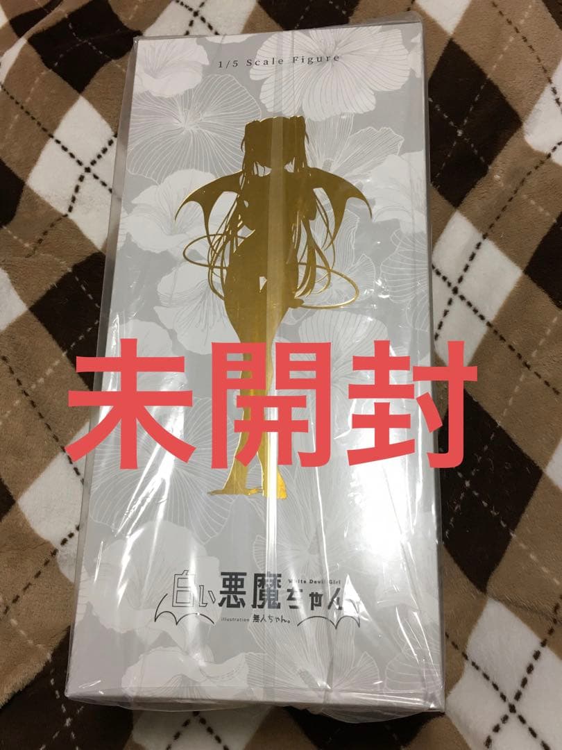☆未開封☆白い悪魔ちゃん フィギュア