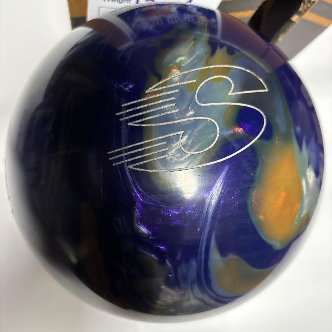 ボウリングボール イクイノックス15 ポンド4 oz