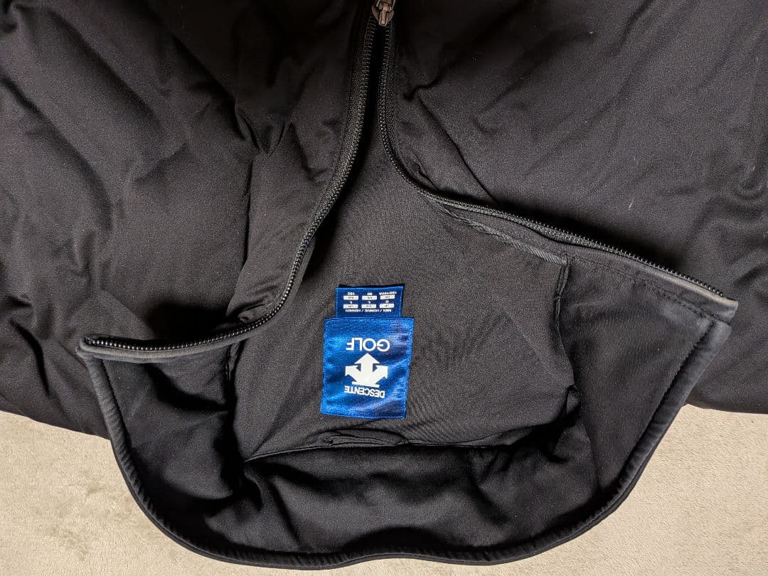 デサントゴルフ　エアーポケット　ストレッチ　ダウンジャケット　DGMUJK02A