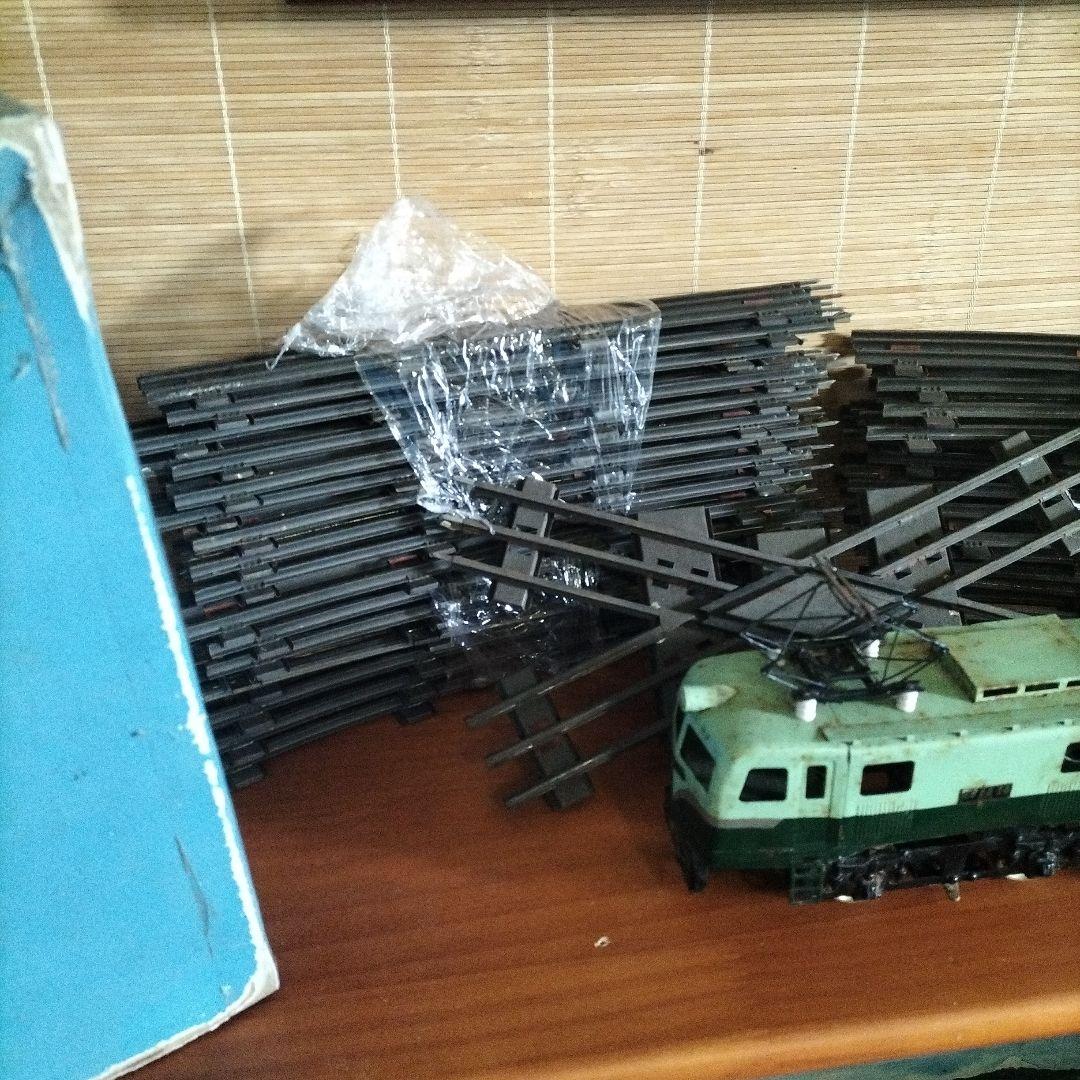 KTM EB5828 3線式Oゲージレトロ鉄道模型 緑色と白色 制御盤付き