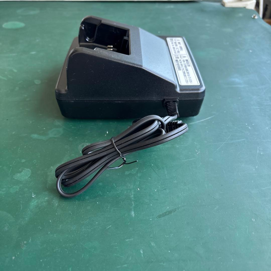 K*i様 電動自転車用充電器 スタンド型