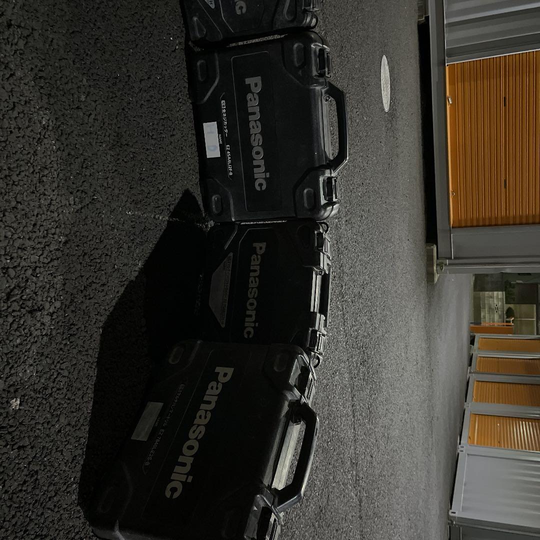 電動工具箱のみ。