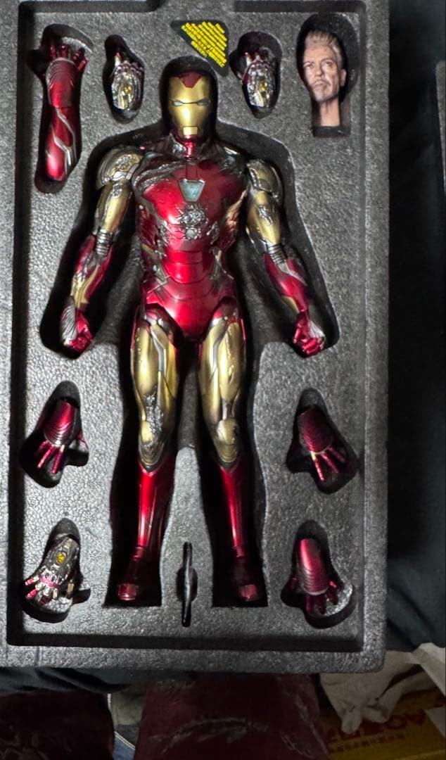 【美品】ホットトイズ/エンドゲーム アイアンマン MK85 バトルダメージ