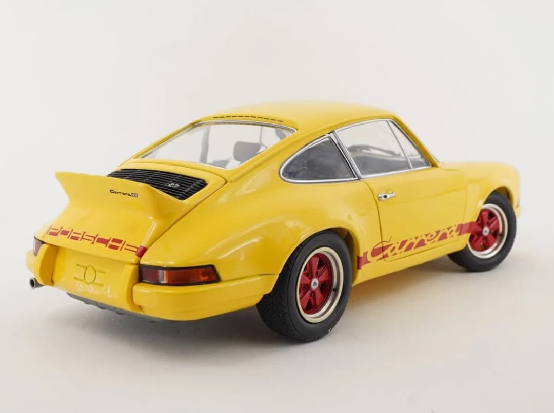新品 エブロ 1/24 ポルシェ 911 CARRERA RS カレラ ミニカー