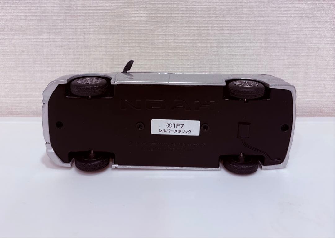 非売品✨トヨタノア✨店頭展示用✨シルバー