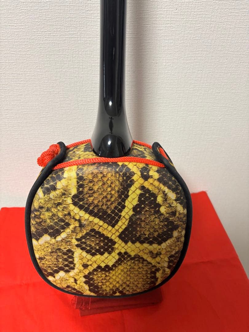 【美品】沖縄ちむぐくる三線　人工皮　初心者　送料込み　価格相談可
