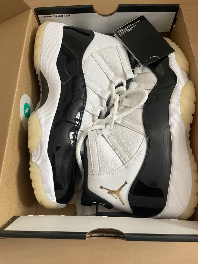 【新品タグ付き】NIKE エアジョーダン11 RETRO Gratitude