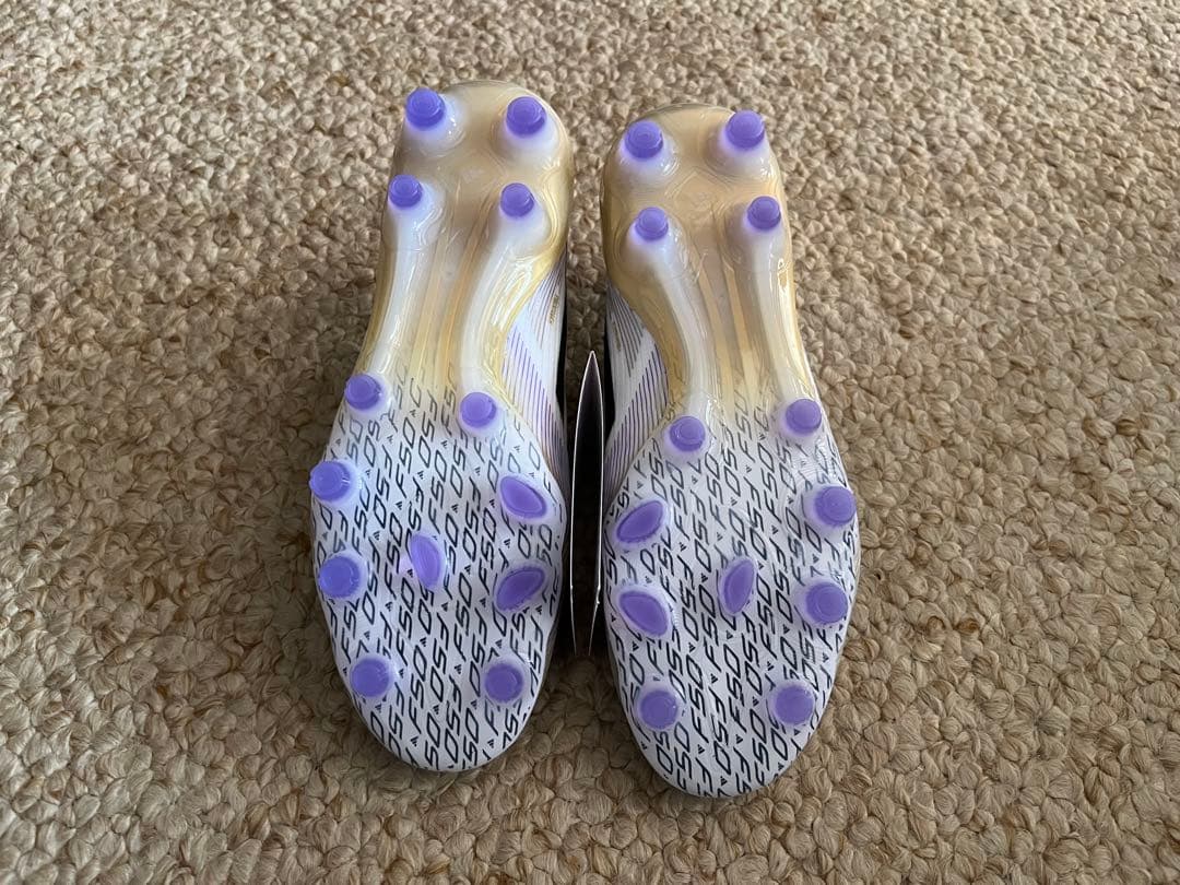 F50 HG/AG 24.5 アディダス 新品