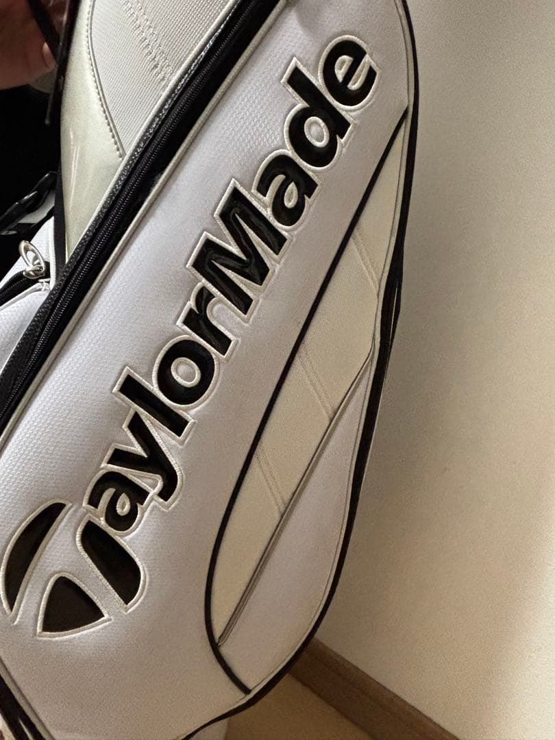 セール⭐️TaylorMade ゴルフバッグ・キャディバッグ