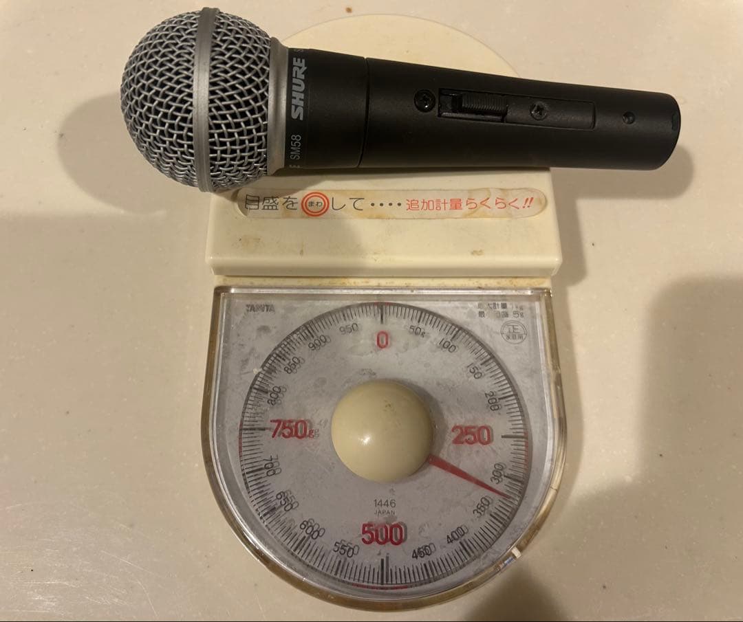 SHURE SM58 ダイナミックマイク 本体と付属品