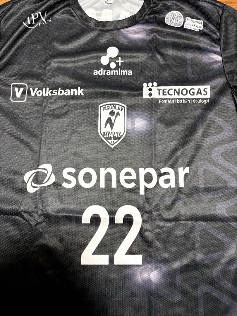 【激レア/新品】セリエA パドヴァ ユニフォーム 豪華ロゴ入り　バレーボール