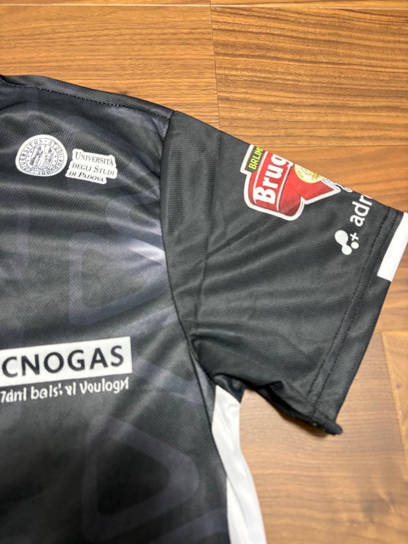 【激レア/新品】セリエA パドヴァ ユニフォーム 豪華ロゴ入り　バレーボール