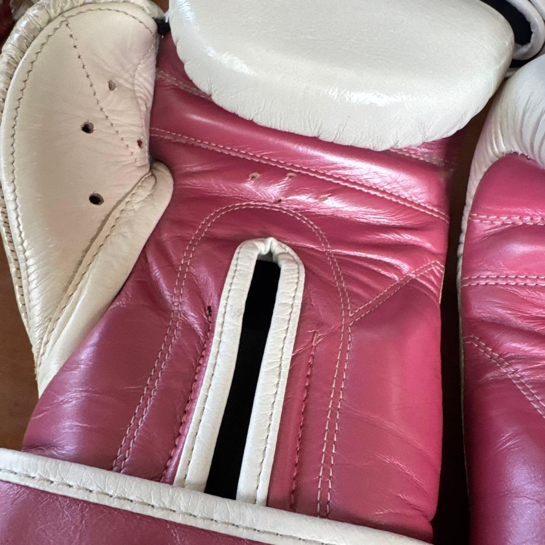 メキシコ購入 REYES ボクシンググローブ ホワイト/ピンク 16OS