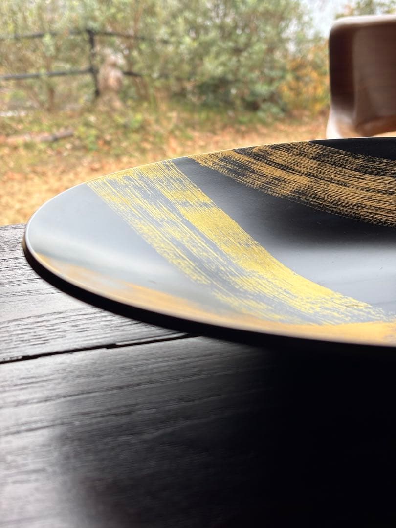 山田平安堂 漆器⭐︎黒と金のストライプ模様の大皿