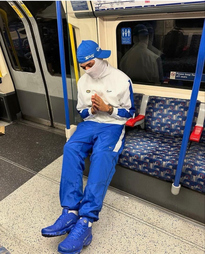 US限定Nike トラックスーツ　セットアップUS Sサイズ