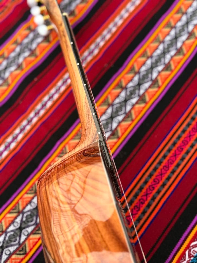 新品　未使用　チャランゴ　フォルクローレ　charango コンドル　ケーナ