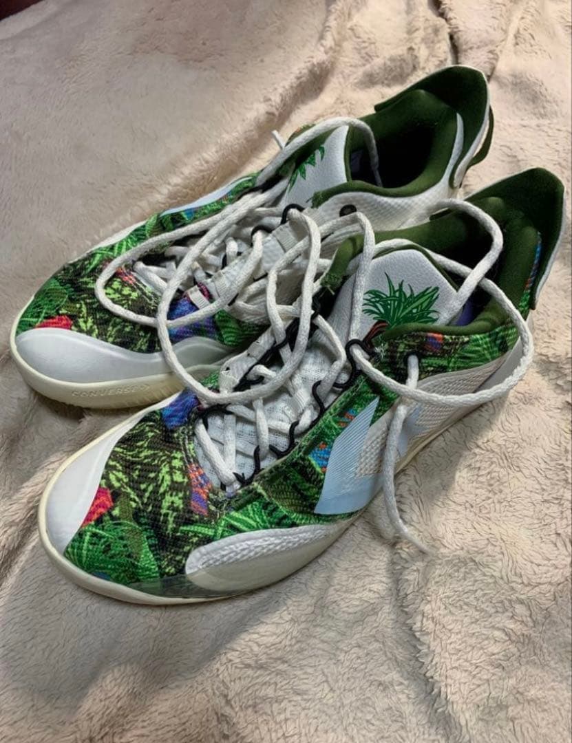 バスケットボールシューズ　コンバース　バッシュ