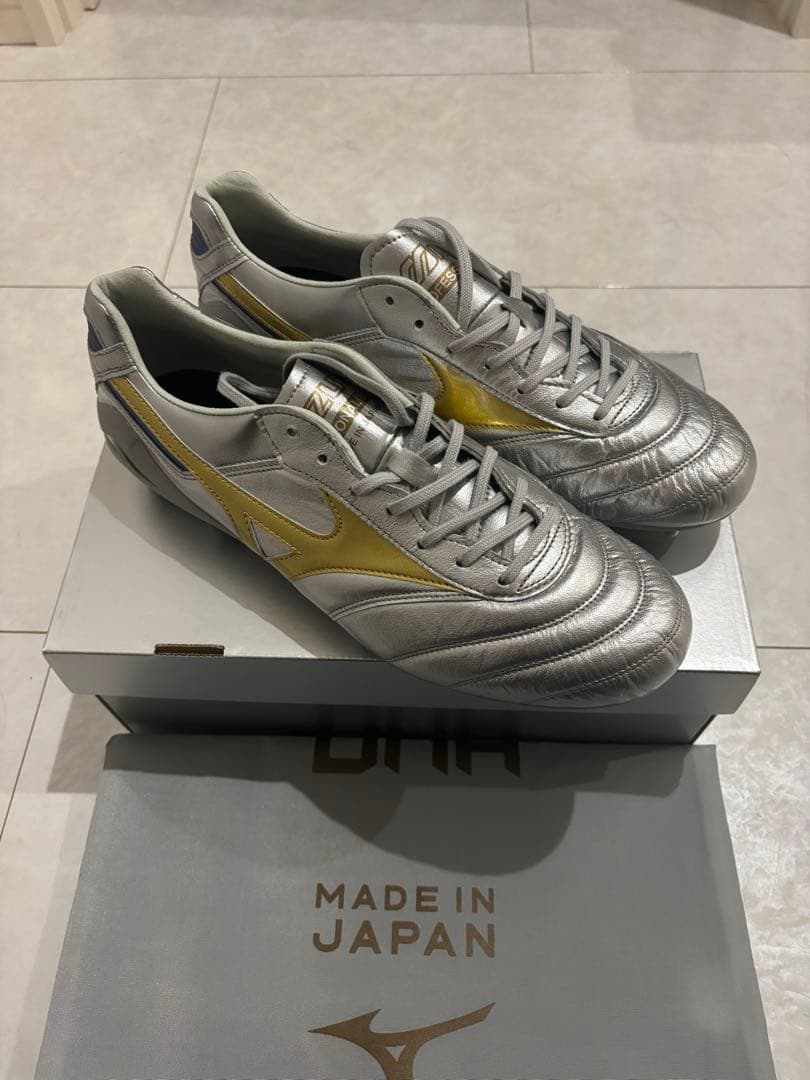 【新品】モレリアDNA MORELIA DNA シルバー/ゴールド27.0cm