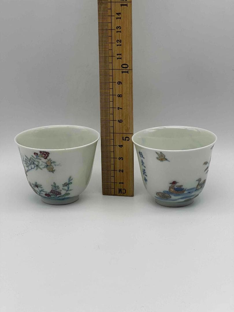 清康熙 【大清康熙年製】在銘 康熙十二花神詩文杯一対(C-63)