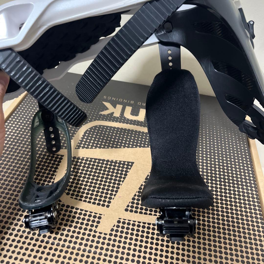 SALOMON rhythm スノーボードビンディング