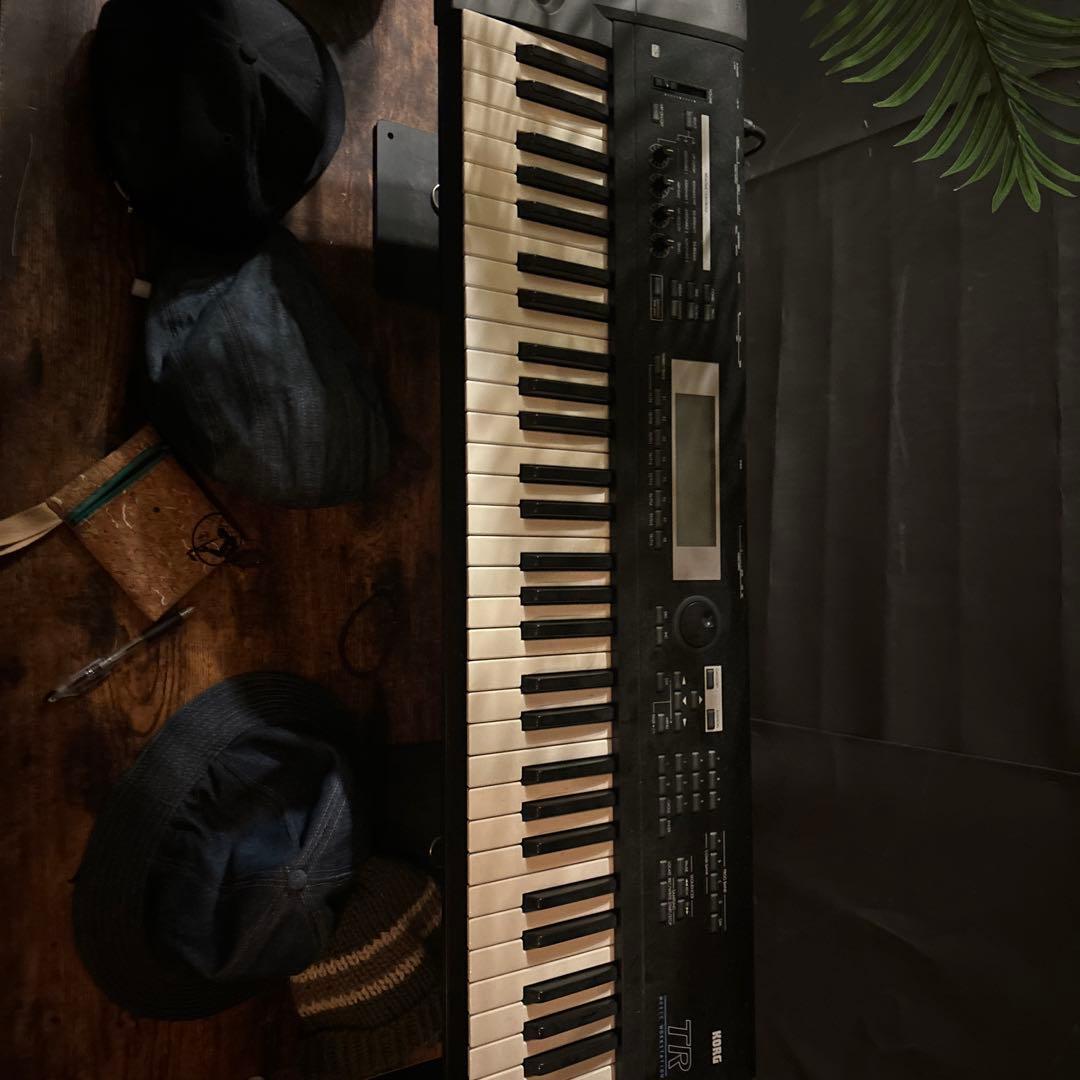 KORG TR 音楽ワークステーション 61鍵