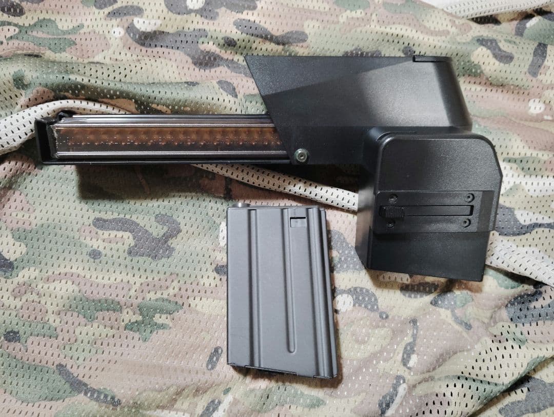 laylax P90 ボックスマガジン(1500発装弾)