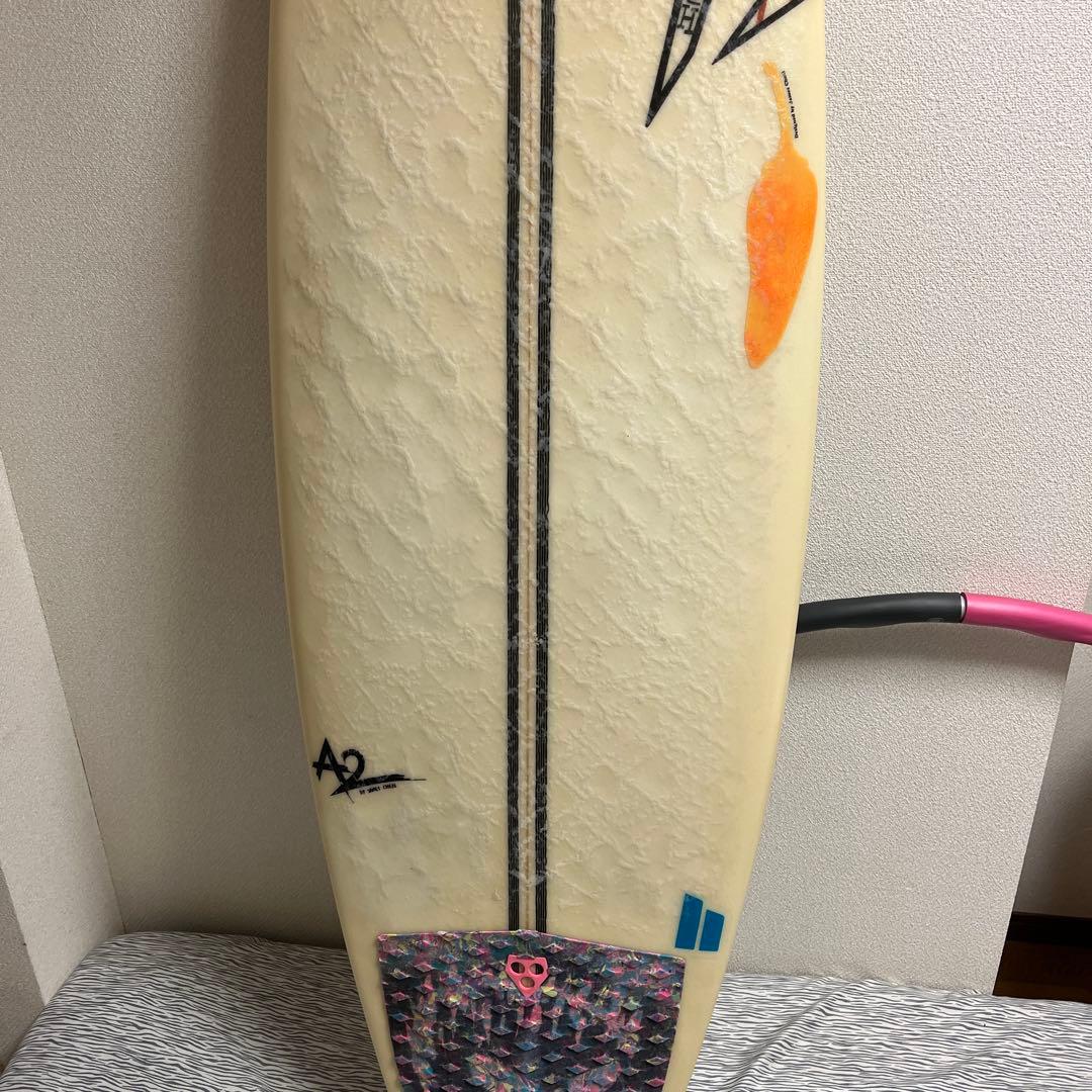 ジャスティスサーフボード　チリ5'10 25.6L