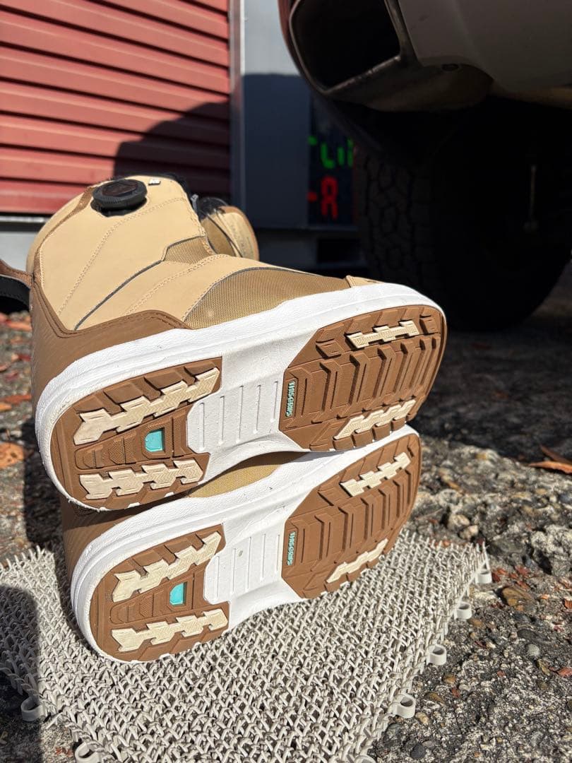 値下げ　スノーボードブーツ 女性用　k2 ダブルBOA