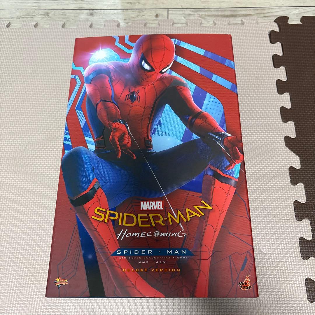hot toys スパイダーマン フィギュア 可動式 付属品付き