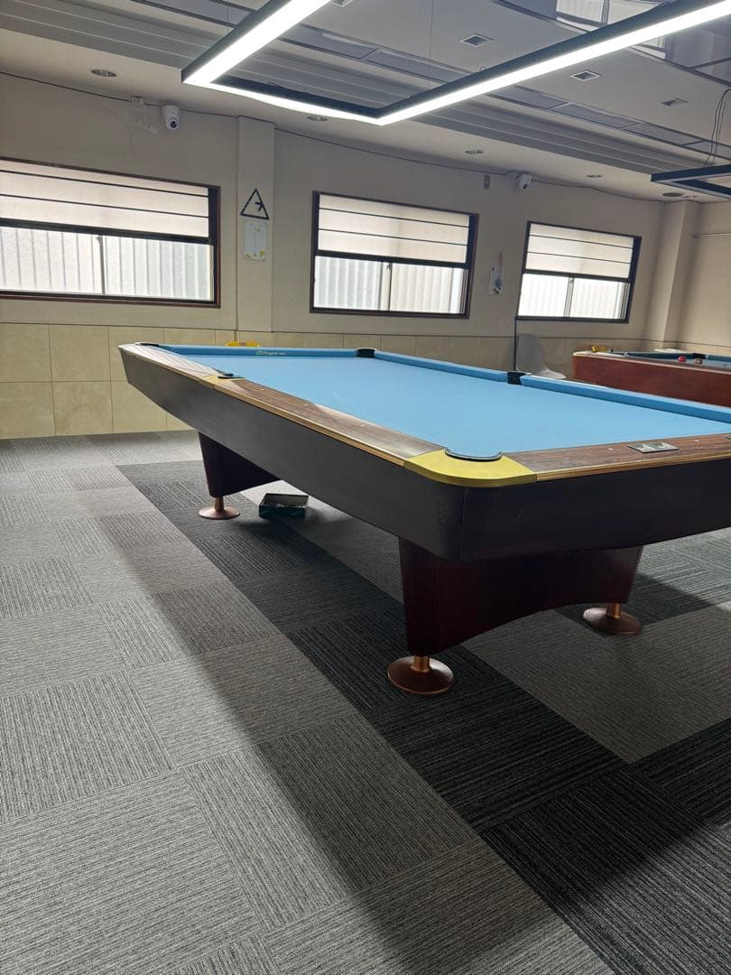 BRUNSWICK ビリヤードテーブル