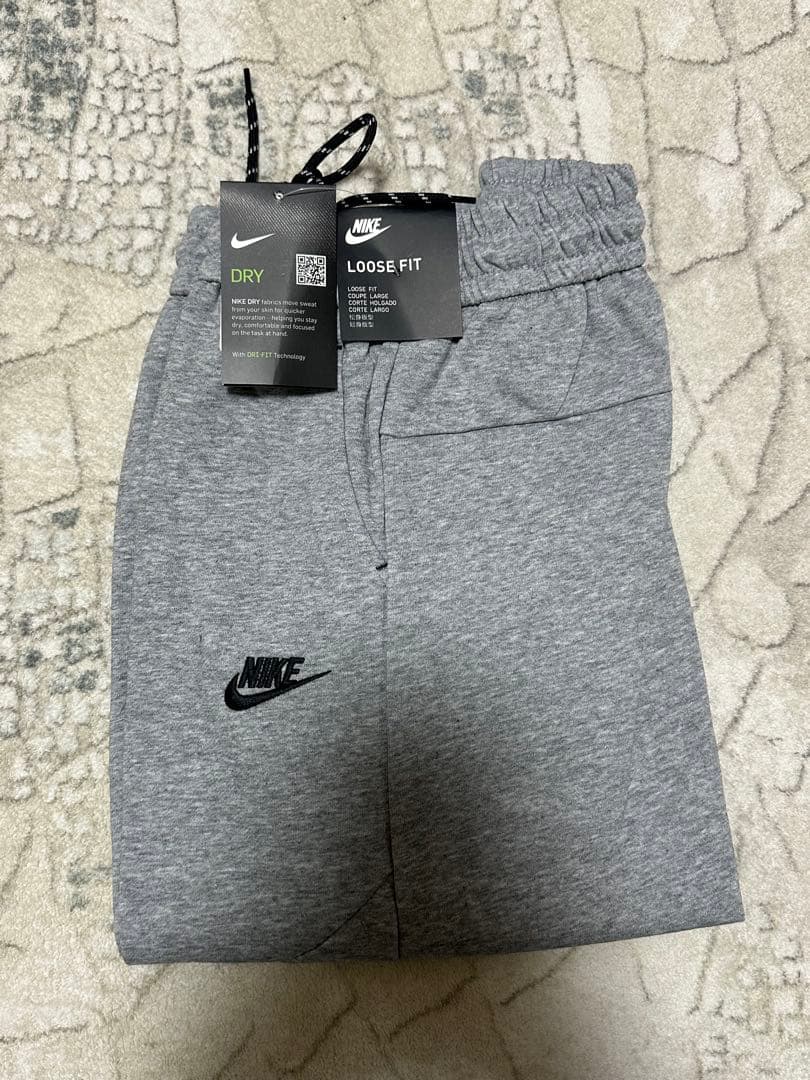 Nike ブラックジャージ上下セット