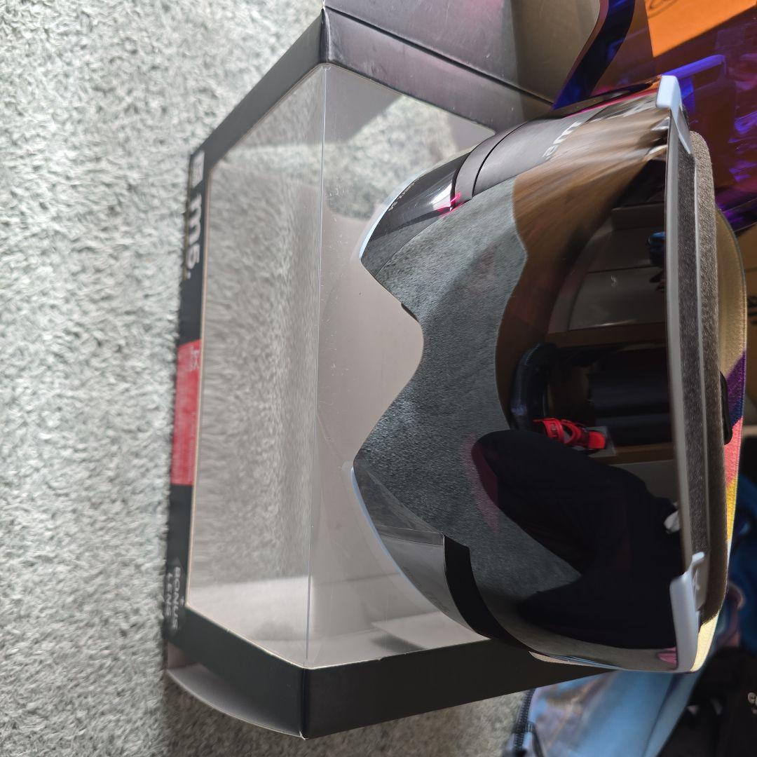 anon m5　ゴーグル　BURTON　スノボ　スキー