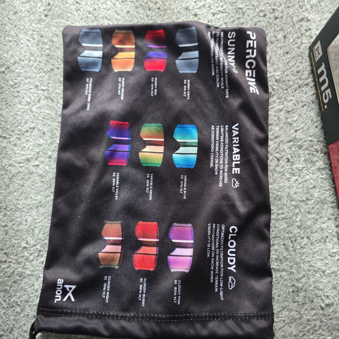 anon m5　ゴーグル　BURTON　スノボ　スキー