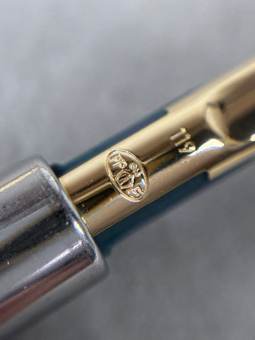 パイロット　キャップレス　万年筆