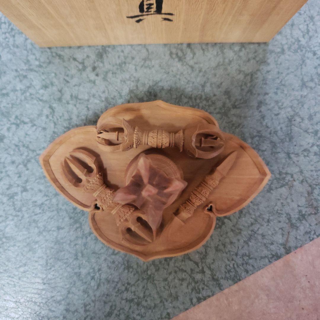 Ｂフライデー　白檀製 仏教用具 彫刻 専用箱付き　密教法具セット