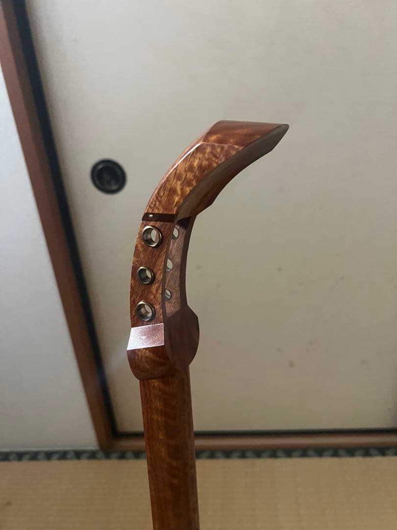 希少　白紅木　地歌用三弦　黒檀糸巻き　天然素材撥　ハードケース付き