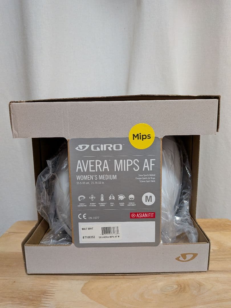 【新品】GIRO AVERA MIPS AF　レディースM　アジアンフィット