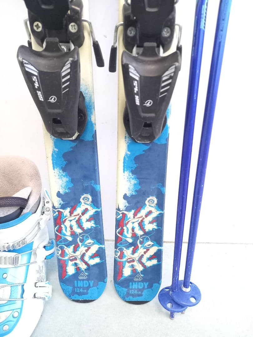 K2 ジュニアスキー3点セット　板124cm　ブーツ21.5ｃｍ