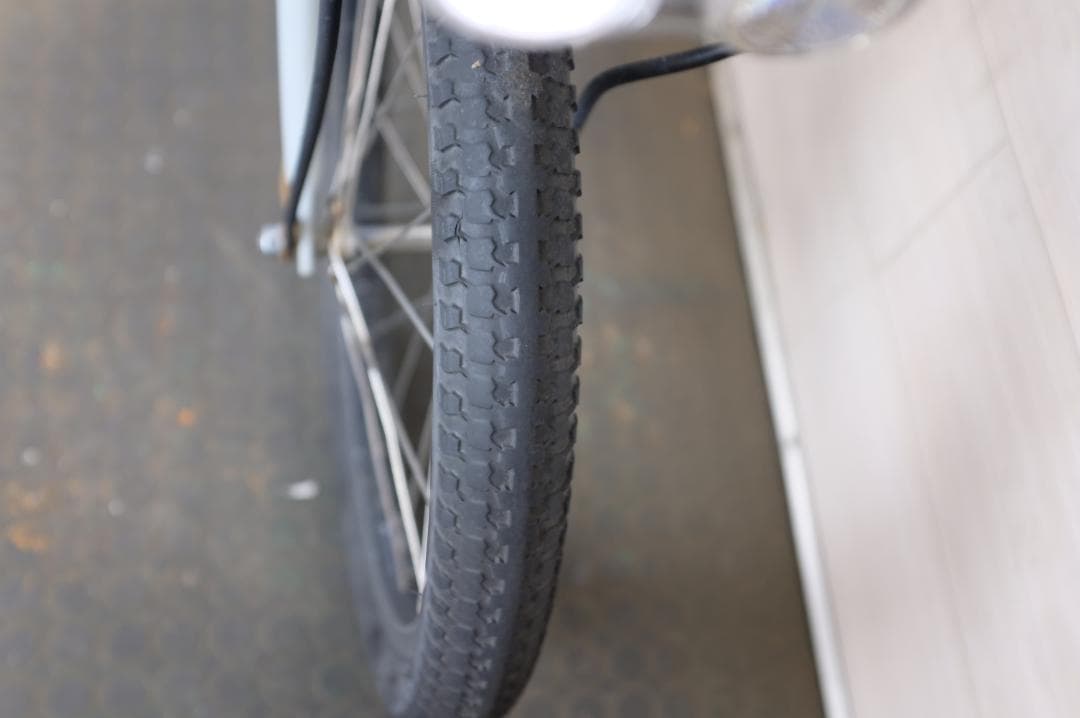 電動自転車ブリヂスト　Bikke　20インチ　3段　8.7Ah充電器あり