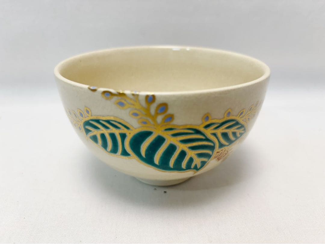 ほぼ未使用 茶道具 黒面朱利休茶箱 セット 茶碗 棗 茶筅 振出 巾筒 香合紙箱